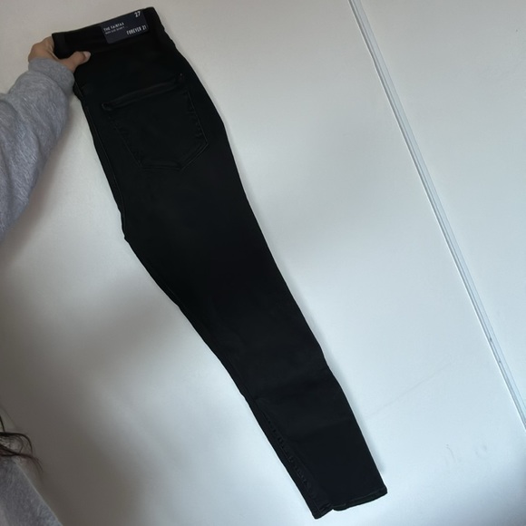 Forever 21 Dark Gray Skinny Jeans NWT✨ - Picture 1 of 7